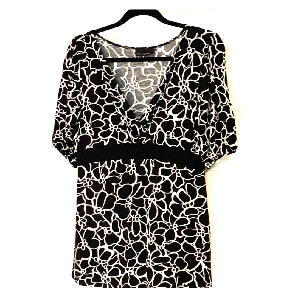 Limited Black and White split neck blouse, size: L